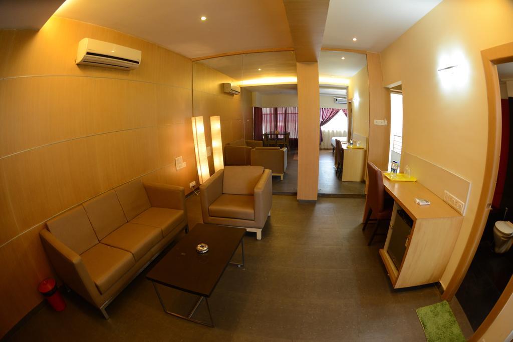 Hotel Ayush International Mangalore Exterior foto